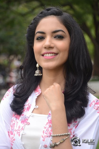 Ritu-Varma-at-Pelli-Choopulu-Movie-Press-Meet